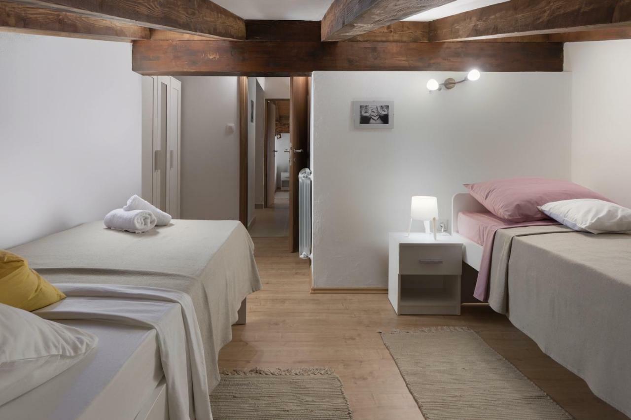 Apartman Ulika Медулин Екстериор снимка