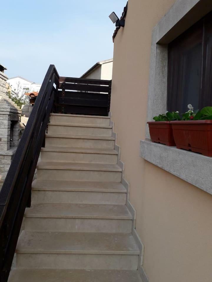 Apartman Ulika Медулин Екстериор снимка